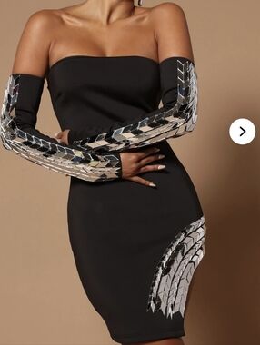 Black Off-Shoulder Mirror-Embellished Bodycon Dress Fashion NOVA NEW WITH TAGS